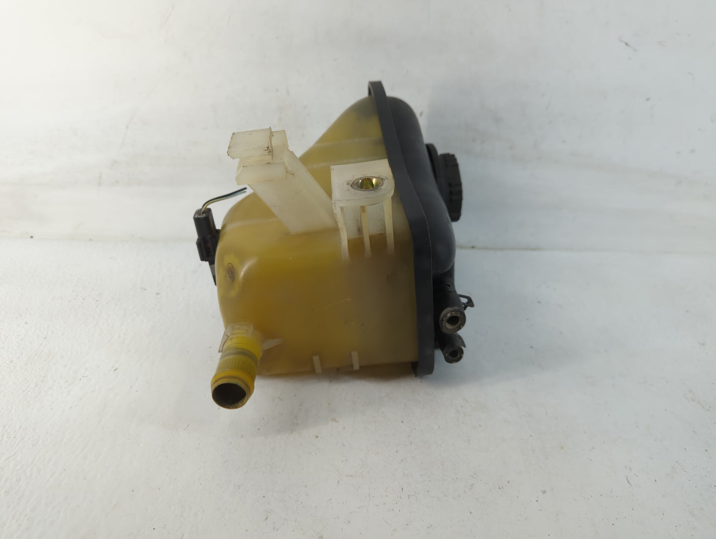 1995 Ford F-250 COOLANT RECOVERY BOTTLE - Oemusedautoparts1.com