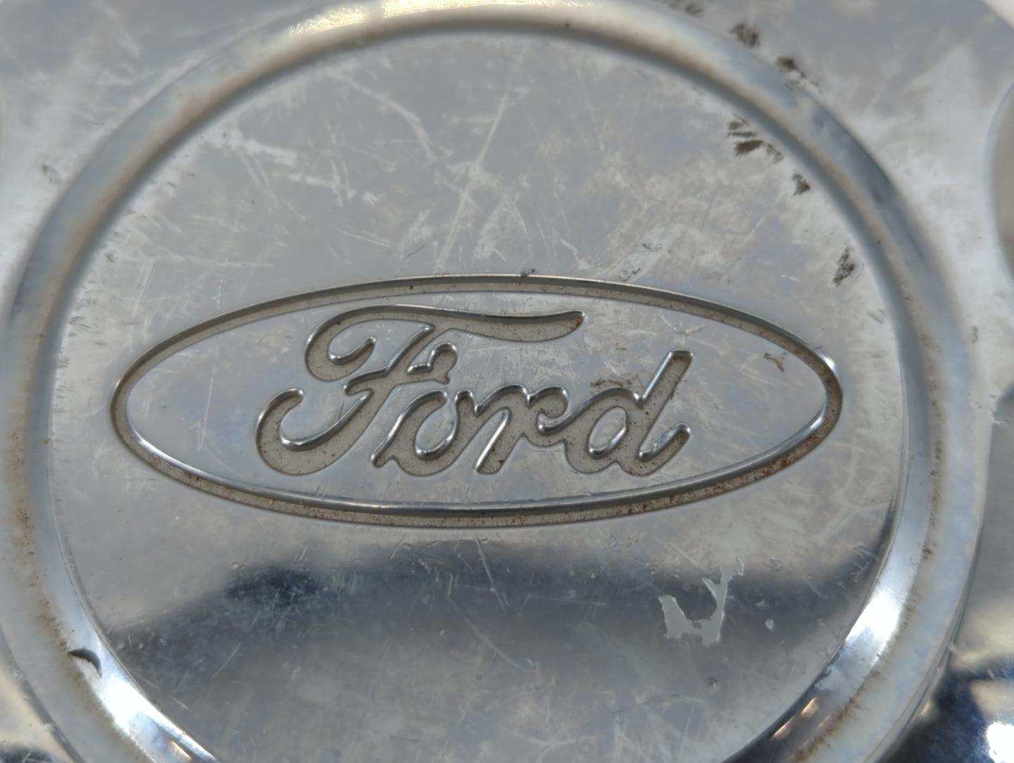 1995 Ford F-350 Rim Wheel Center Cap 700648 - Oemusedautoparts1.com