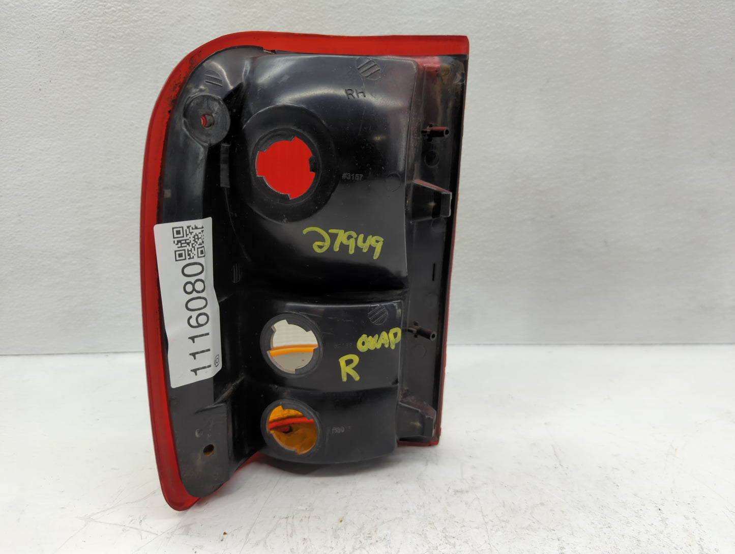 1993-1997 Ford Ranger Tail Light Assembly Passenger Right OEM P/N:03101710 11-3066-01-1 Fits Fits 1993 1994 1995 1996 1997 O