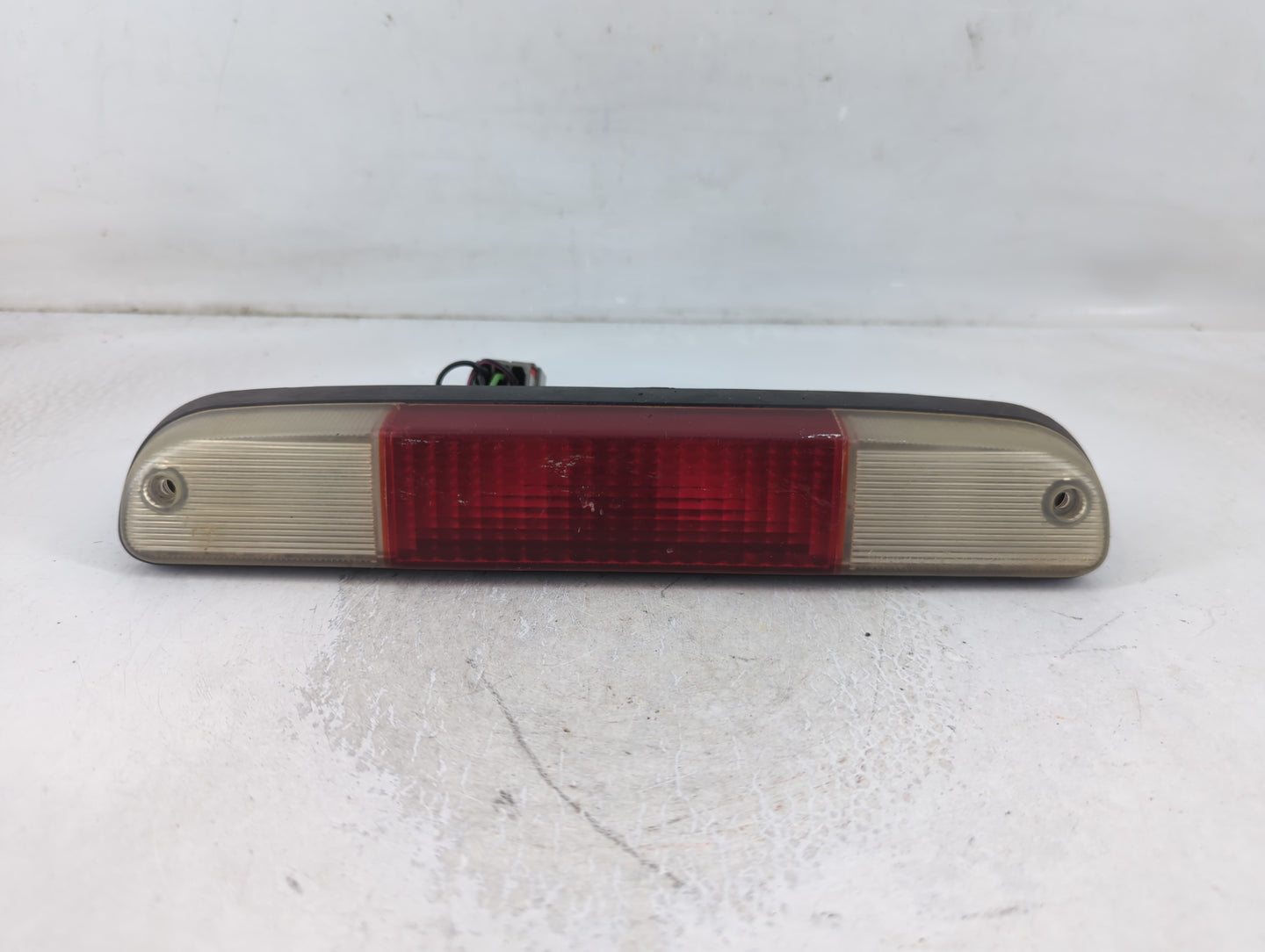 1995 Ford Ranger Third Brake Light Tail Light P/N:D 311 590 4.891.625 Fits OEM Used Auto Parts - Oemusedautoparts1.com