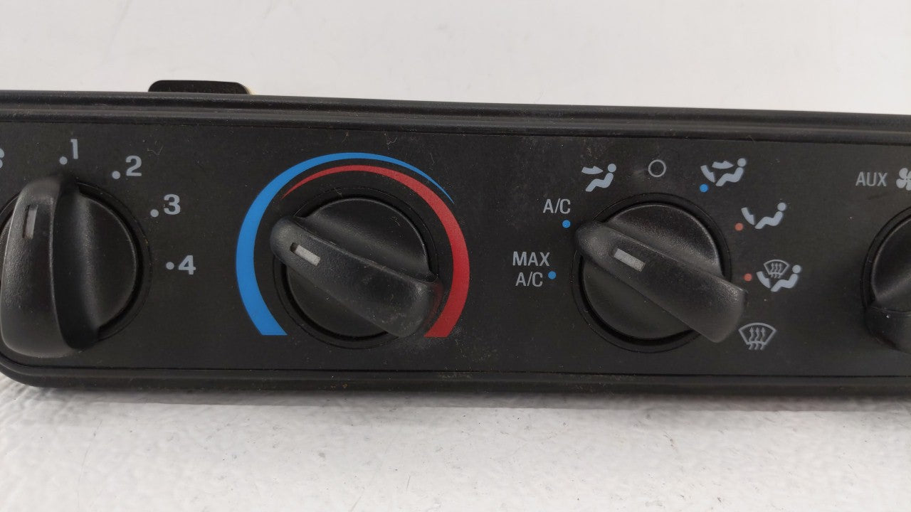 1995 Ford Windstar Climate Control Module Temperature AC/Heater Replacement P/N:F58H-19C733-AA Fits OEM Used Auto Parts - Oe