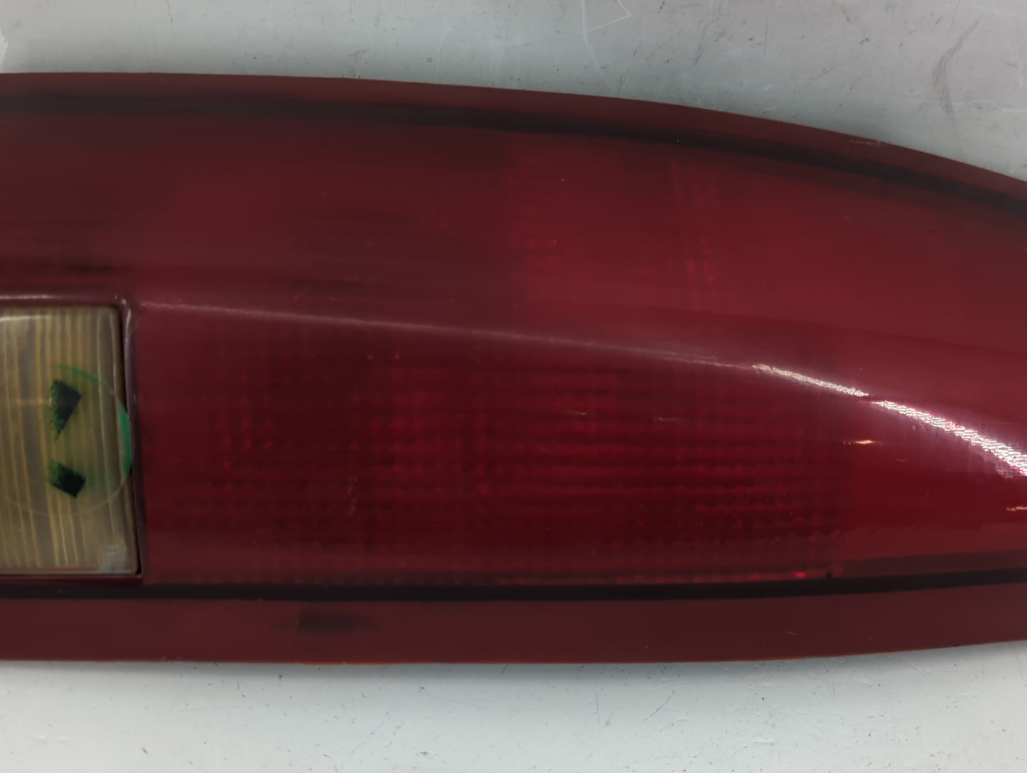 1995 Gmc 1500 Tail Light Assembly Driver Left OEM Fits OEM Used Auto Parts - Oemusedautoparts1.com