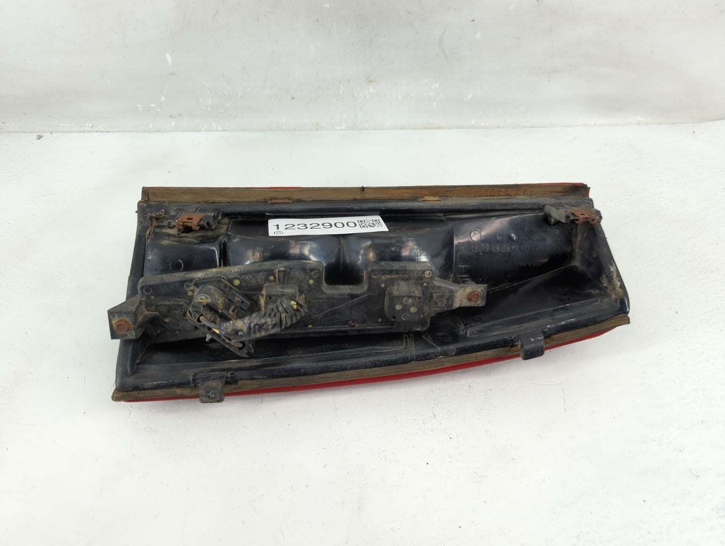 1995 Gmc 1500 Tail Light Assembly Driver Left OEM Fits OEM Used Auto Parts - Oemusedautoparts1.com