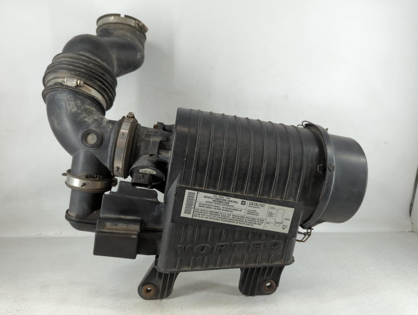 1995 Gmc 2500 Air Cleaner Intake-duct Hose Tube - Oemusedautoparts1.com
