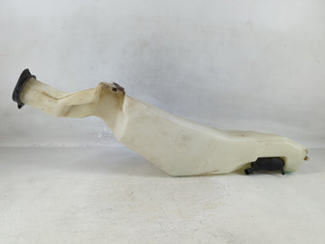 1995 Gmc 2500 Windshield Washer Fluid Reservoir Bottle Oem - Oemusedautoparts1.com