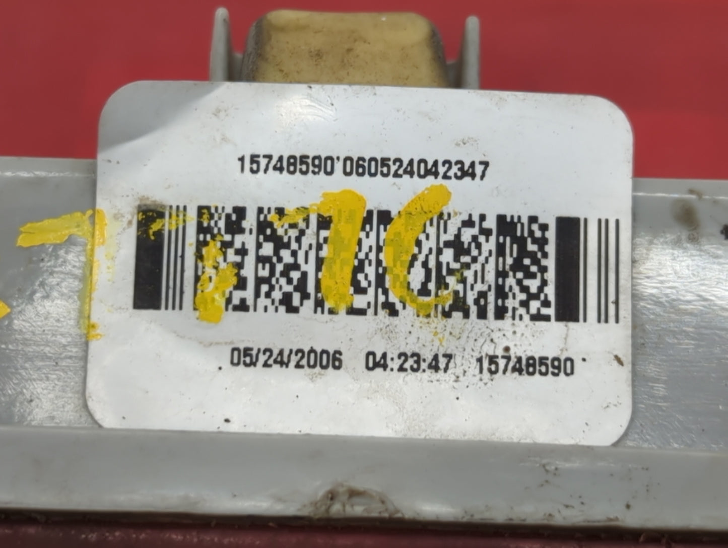 1995 Gmc 2500 Third Brake Light Tail Light P/N:15748590 Fits OEM Used Auto Parts - Oemusedautoparts1.com