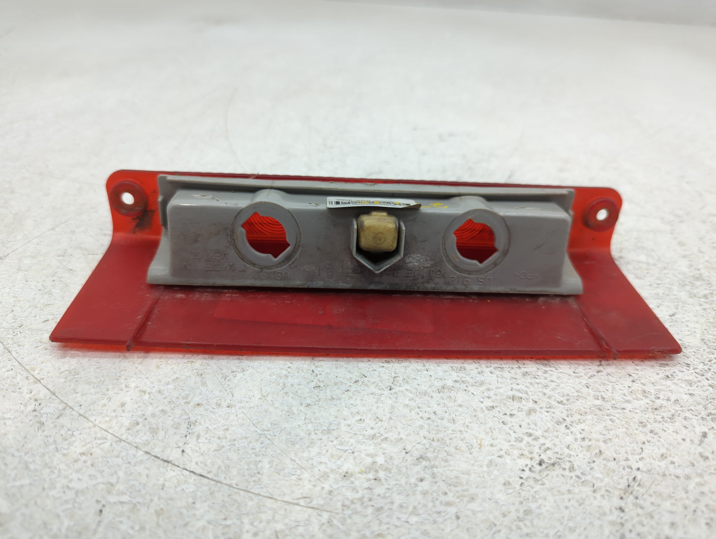 1995 Gmc 2500 Third Brake Light Tail Light P/N:15748590 Fits OEM Used Auto Parts - Oemusedautoparts1.com