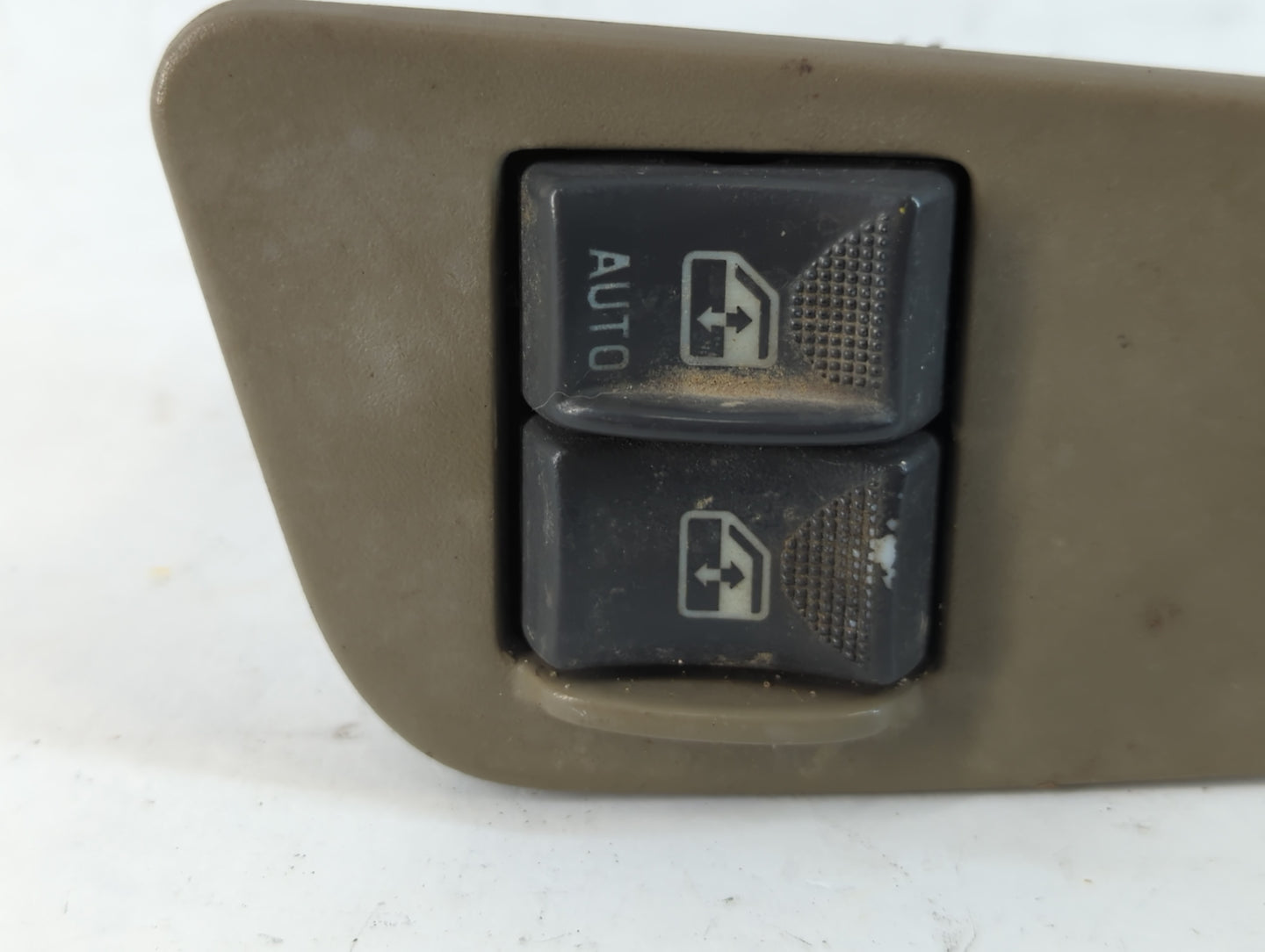 1995 Gmc 2500 Master Power Window Switch Replacement Driver Side Left P/N:6137G2-8010 25735561 Fits OEM Used Auto Parts - Oe