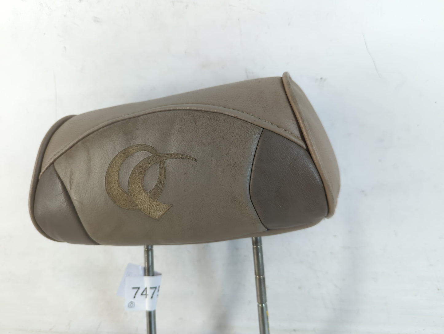 1995 Gmc C2500 Headrest Head Rest Rear Seat Fits OEM Used Auto Parts - Oemusedautoparts1.com