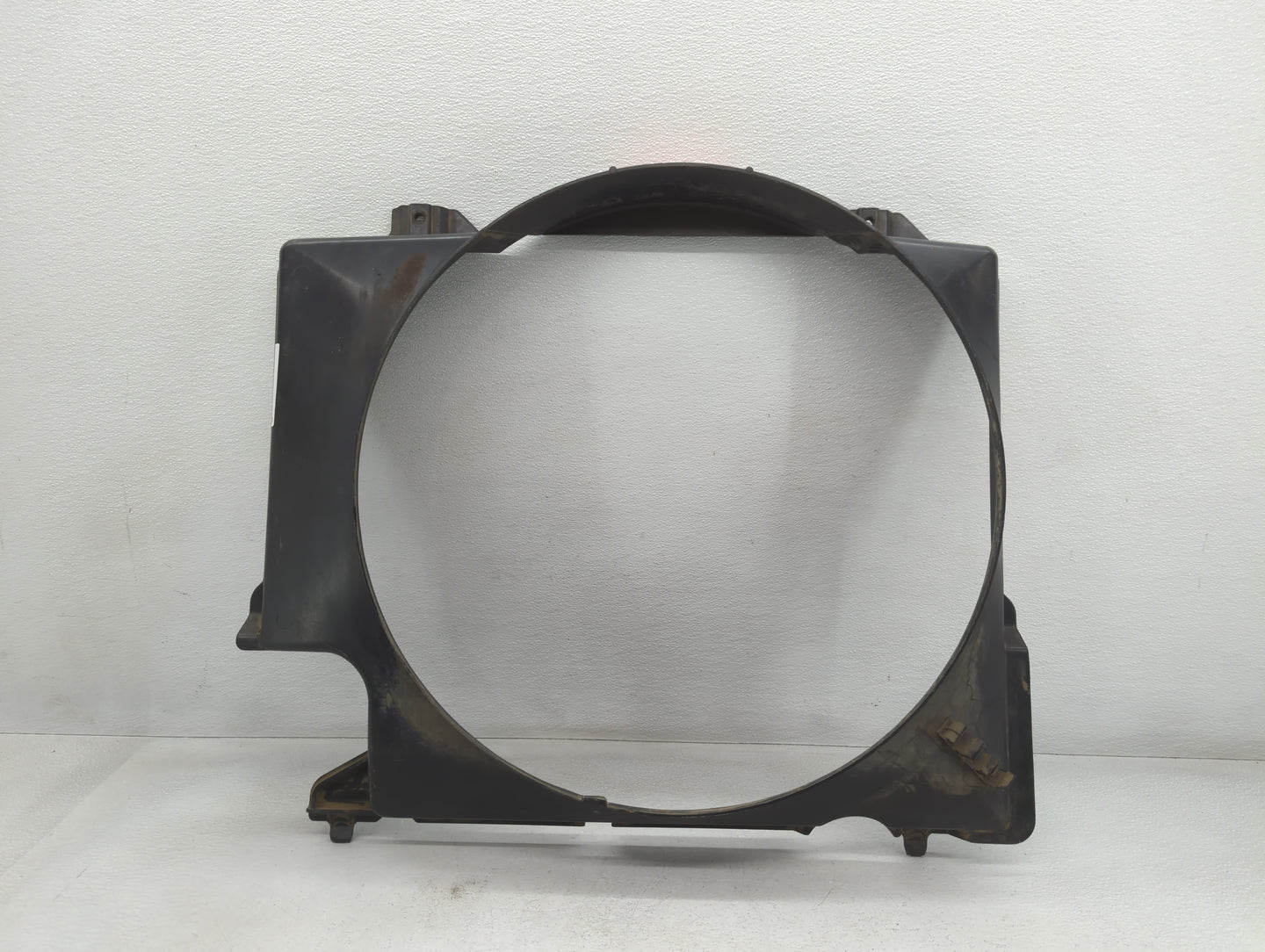 1995 GMC F350 Radiator Fan Shroud - Oemusedautoparts1.com