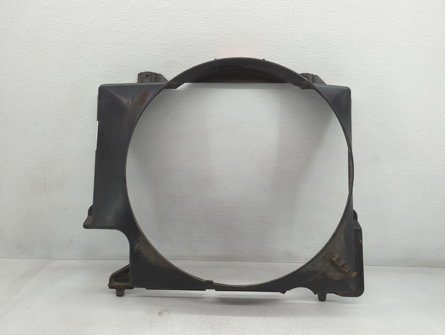 1995 GMC F350 Radiator Fan Shroud - Oemusedautoparts1.com
