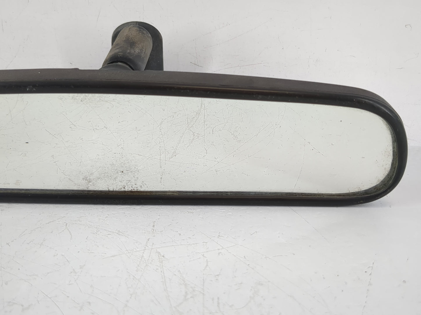 1995 Gmc G2500 Pickup Interior Rear View Mirror Replacement OEM Fits OEM Used Auto Parts - Oemusedautoparts1.com