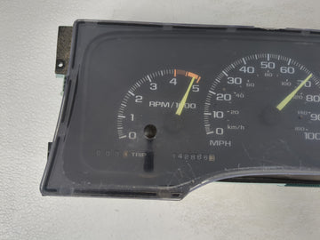 1995 Gmc G2500 Pickup Instrument Cluster Speedometer Gauges Fits OEM Used Auto Parts - Oemusedautoparts1.com