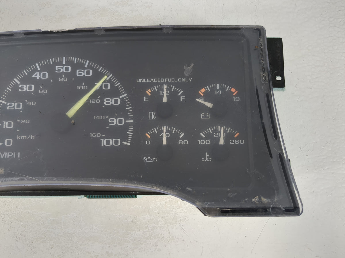 1995 Gmc G2500 Pickup Instrument Cluster Speedometer Gauges P/N:16176841 Miles:1K Fits OEM Used Auto Parts - Oemusedautopart