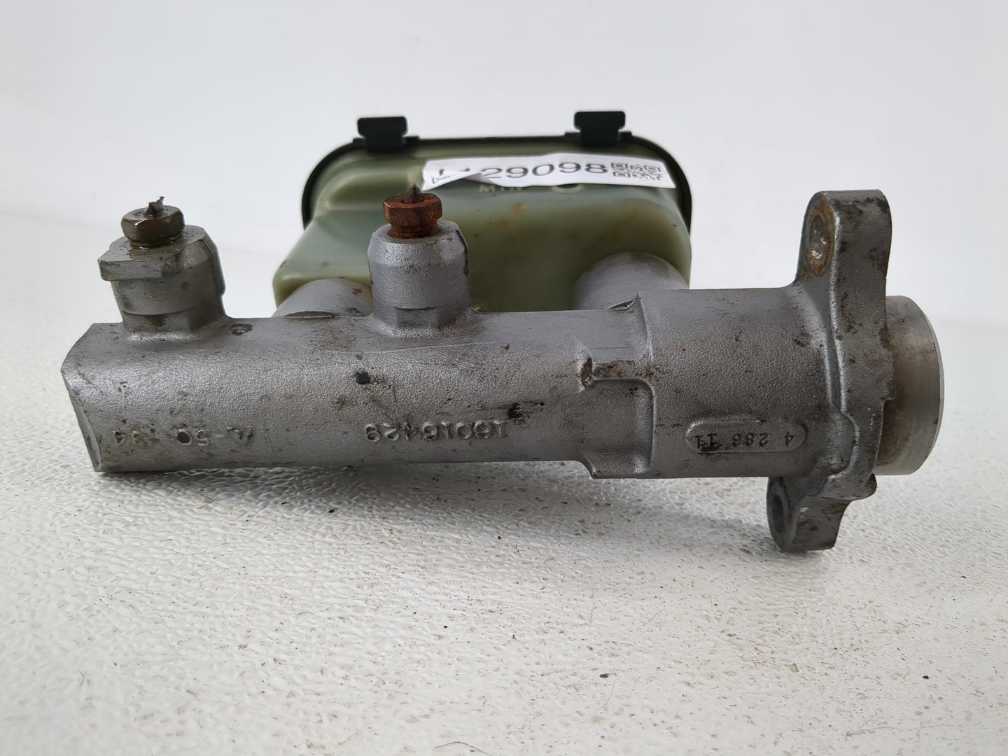 1995 GMC G2500 Pickup Master Cylinder - Oemusedautoparts1.com