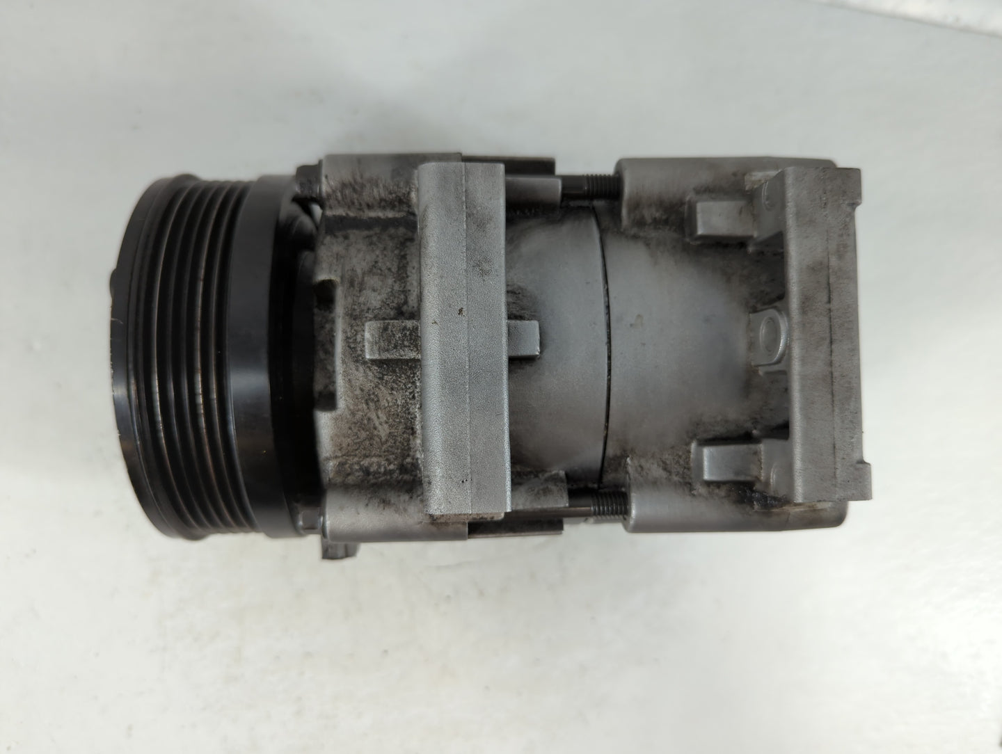 1995-1995 Gmc Safari Air Conditioning A/c Ac Compressor Oem - Oemusedautoparts1.com