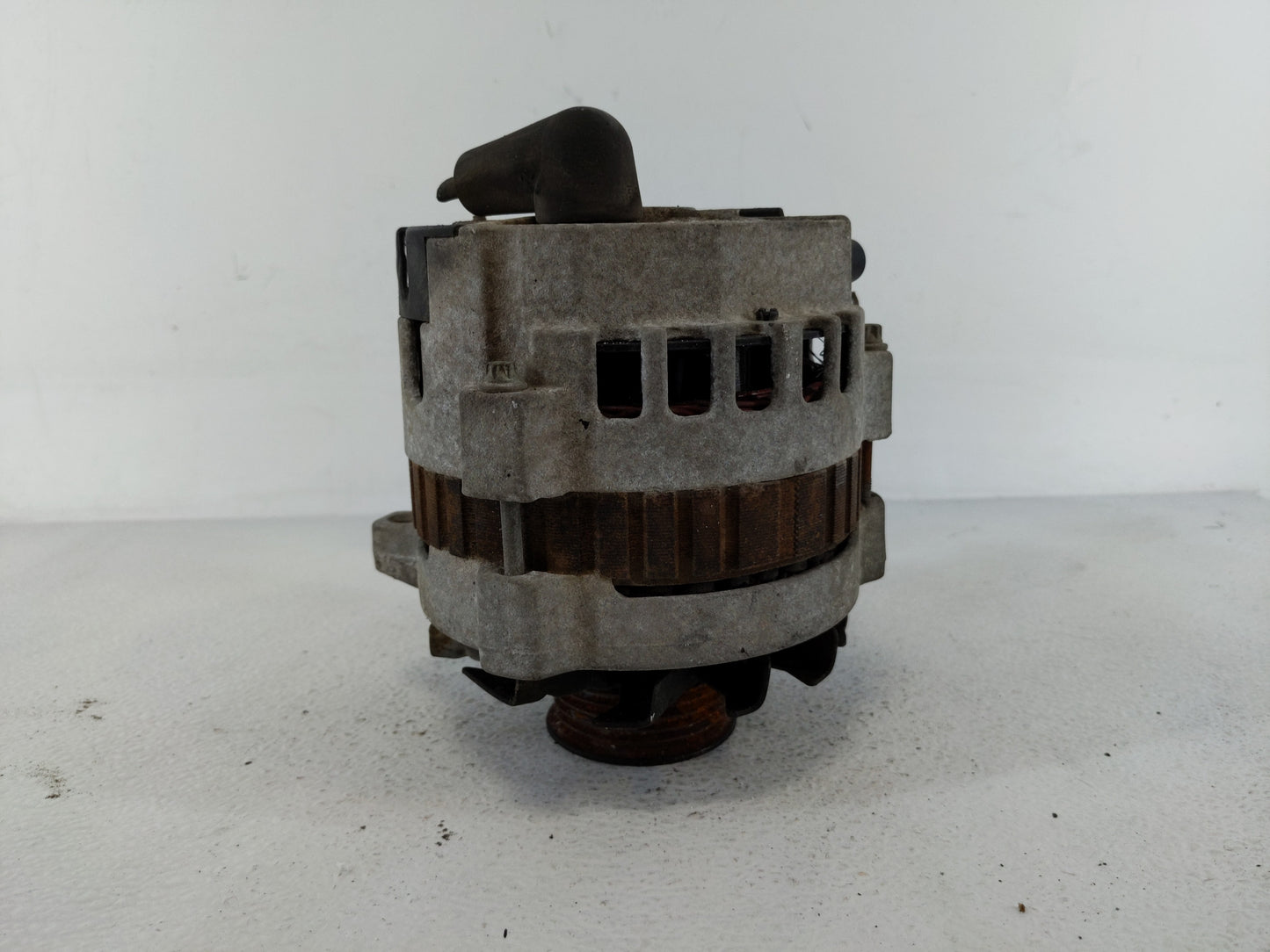 1995 Gmc Sierra 2500 Alternator Replacement Generator Charging Assembly Engine OEM P/N:213-4577F Fits OEM Used Auto Parts - 