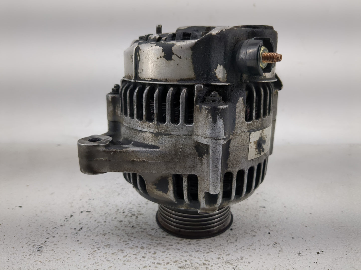 1995-1997 Honda Accord Alternator Replacement Generator Charging Assembly Engine OEM Fits Fits 1995 1996 1997 OEM Used Auto 