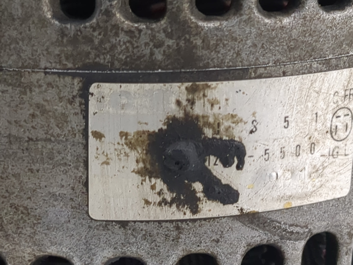 1995-1997 Honda Accord Alternator Replacement Generator Charging Assembly Engine OEM Fits Fits 1995 1996 1997 OEM Used Auto 