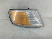 1994-1995 Honda Accord Tail Light Assembly Passenger Right OEM P/N:041-3977 Fits Fits 1994 1995 OEM Used Auto Parts - Oemuse