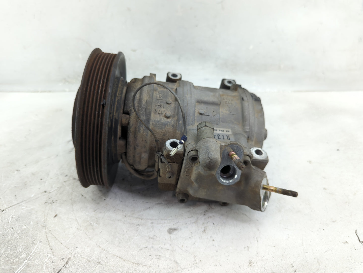 1995-1997 Honda Accord Air Conditioning A/c Ac Compressor Oem - Oemusedautoparts1.com