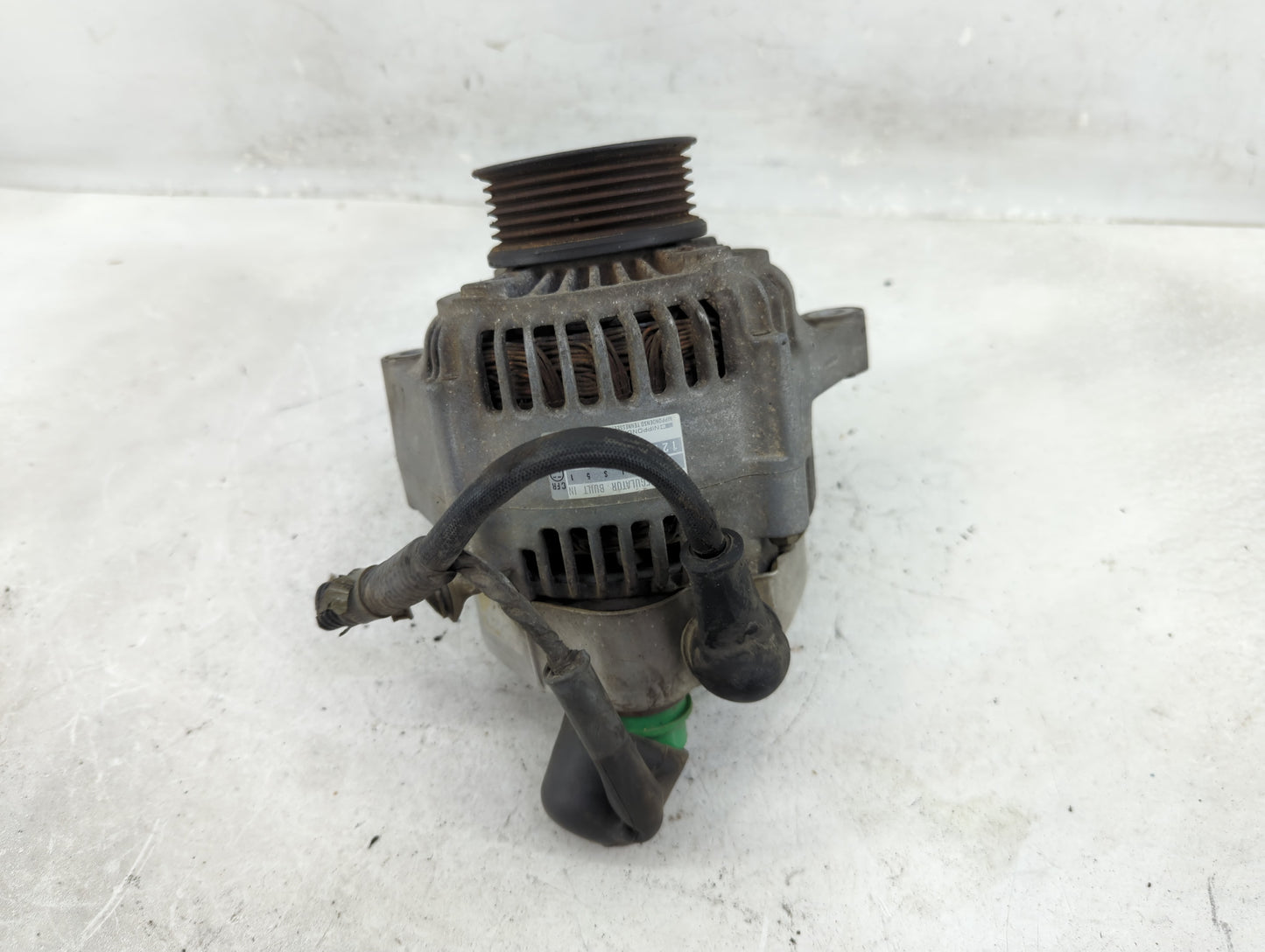 1995-1997 Honda Accord Alternator Replacement Generator Charging Assembly Engine OEM P/N:TN101211-5500 Fits Fits 1995 1996 1