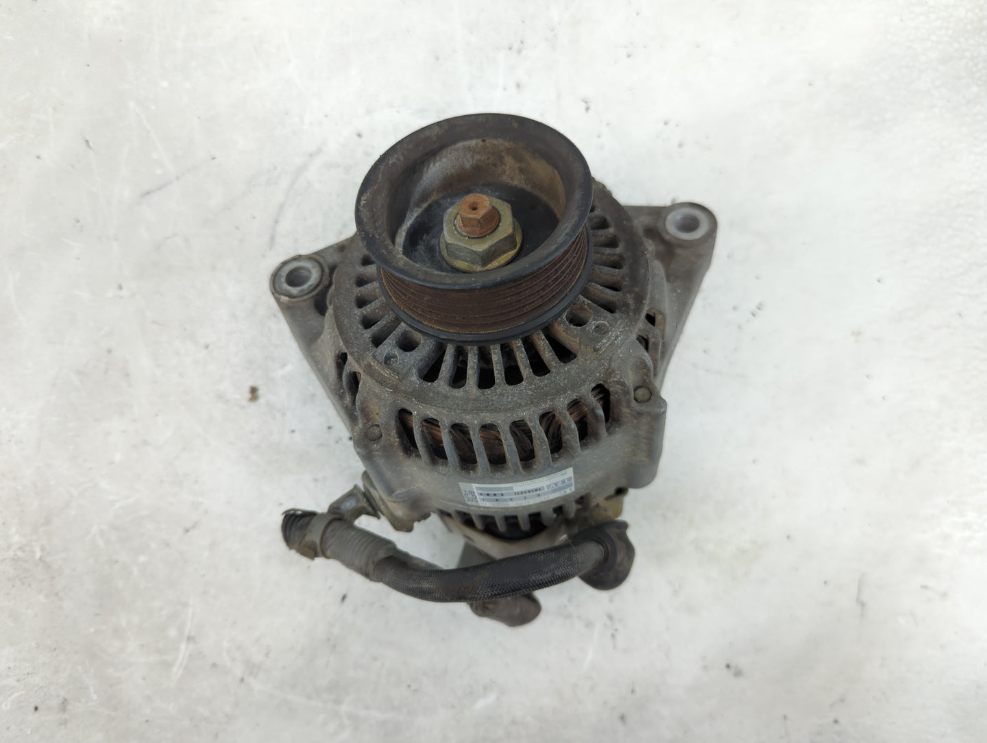 1995-1997 Honda Accord Alternator Replacement Generator Charging Assembly Engine OEM P/N:TN101211-5500 Fits Fits 1995 1996 1