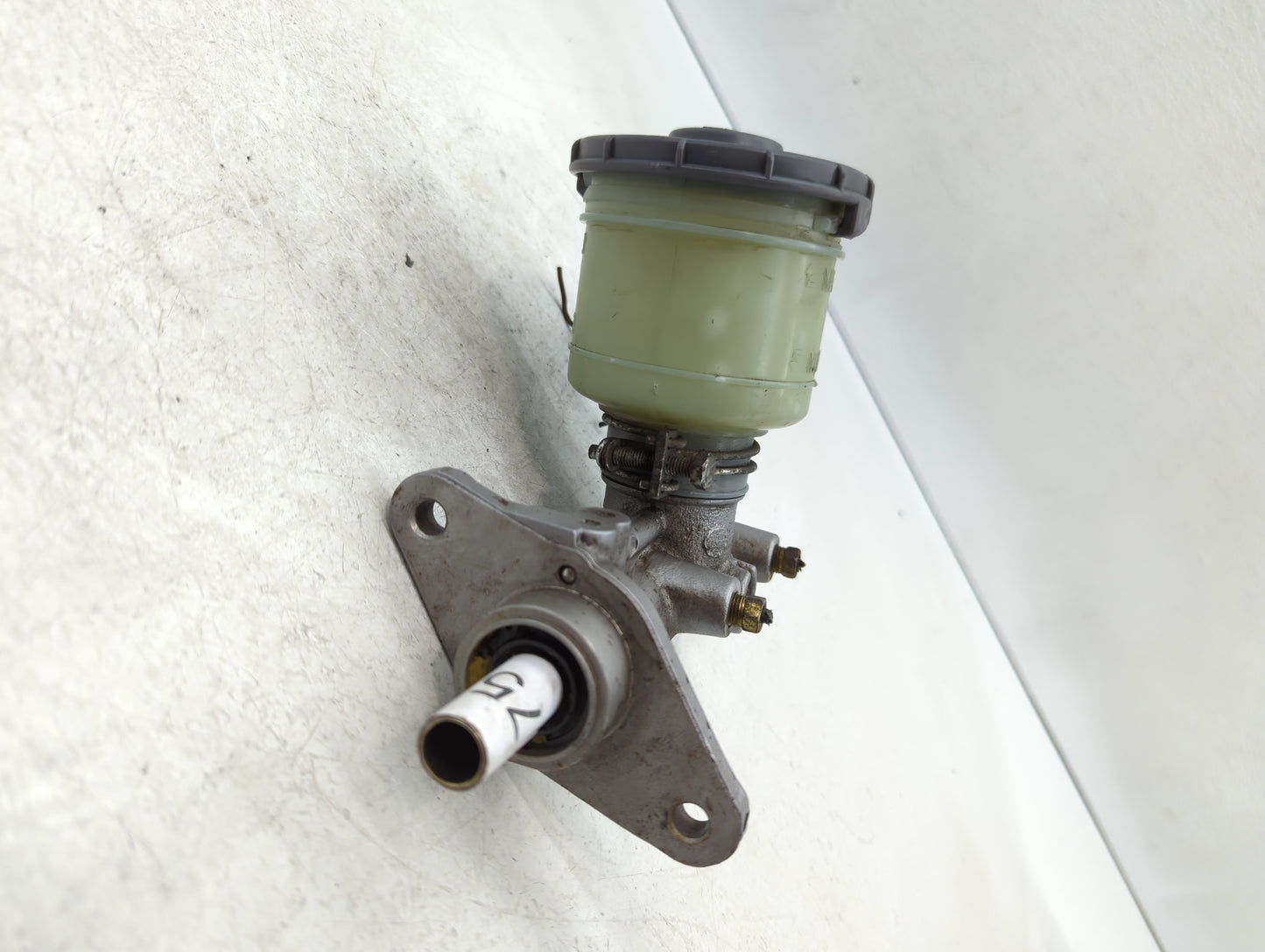 1994-1997 Honda Accord Brake Master Cylinder - Oemusedautoparts1.com