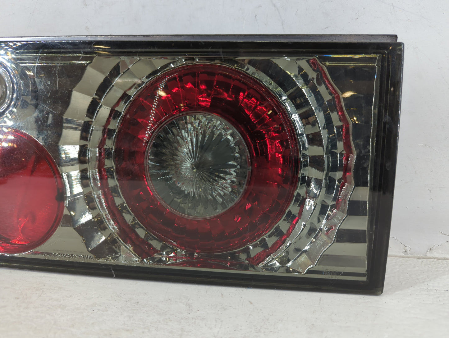 1994-1995 Honda Accord Tail Light Assembly Driver Left OEM P/N:SK3710-ACD90 Fits Fits 1994 1995 OEM Used Auto Parts - Oemuse