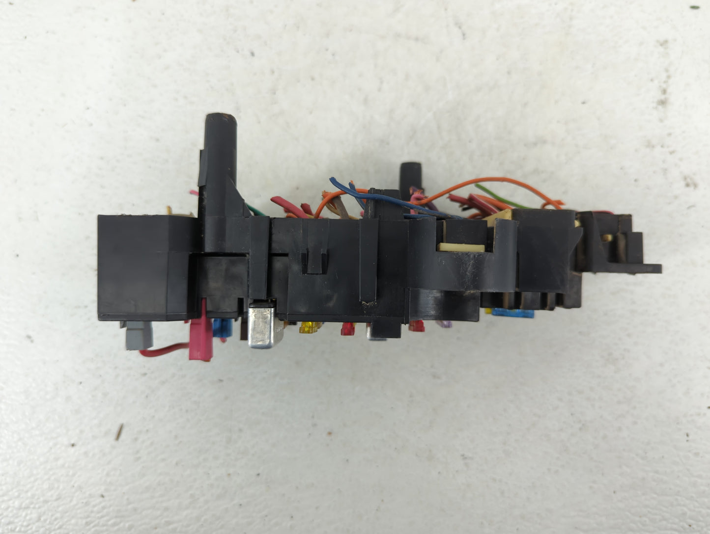 Infiniti G20 Chassis Control Module Ccm Bcm Body Control - Oemusedautoparts1.com