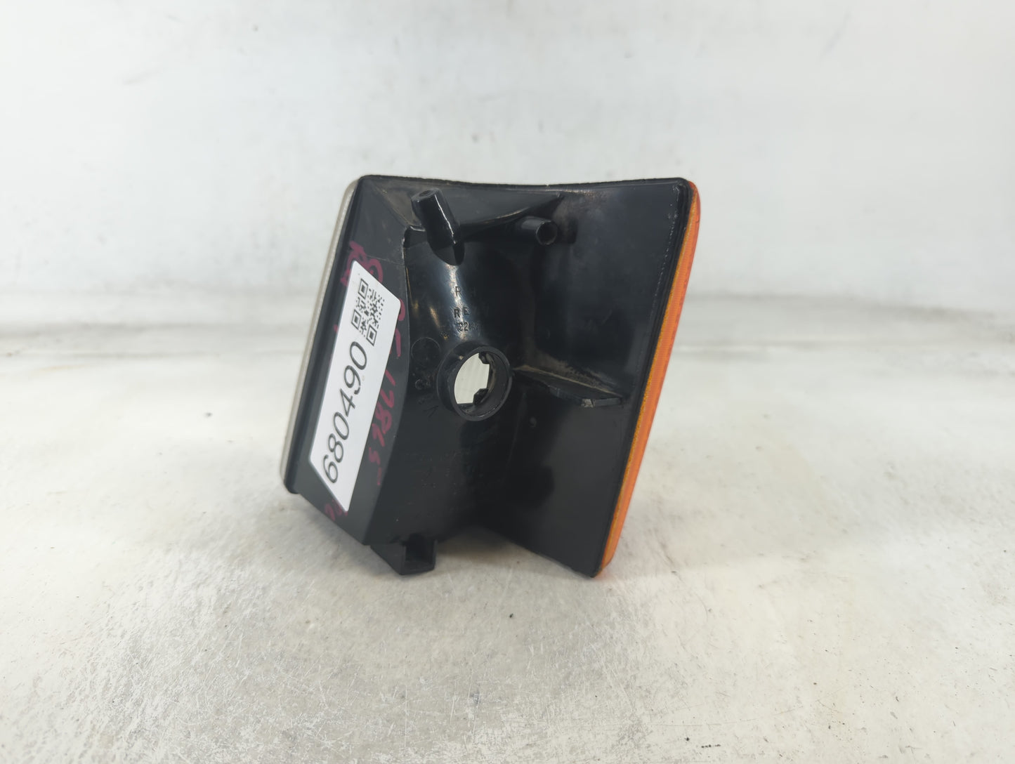 1984-1996 Jeep Cherokee Passenger Right Oem Head Light Headlight Lamp - Oemusedautoparts1.com