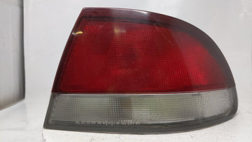 1995 Mazda 626 Tail Light Assembly Passenger Right OEM P/N:2VP 937 655 Fits Fits 1993 1994 1996 1997 OEM Used Auto Parts - O