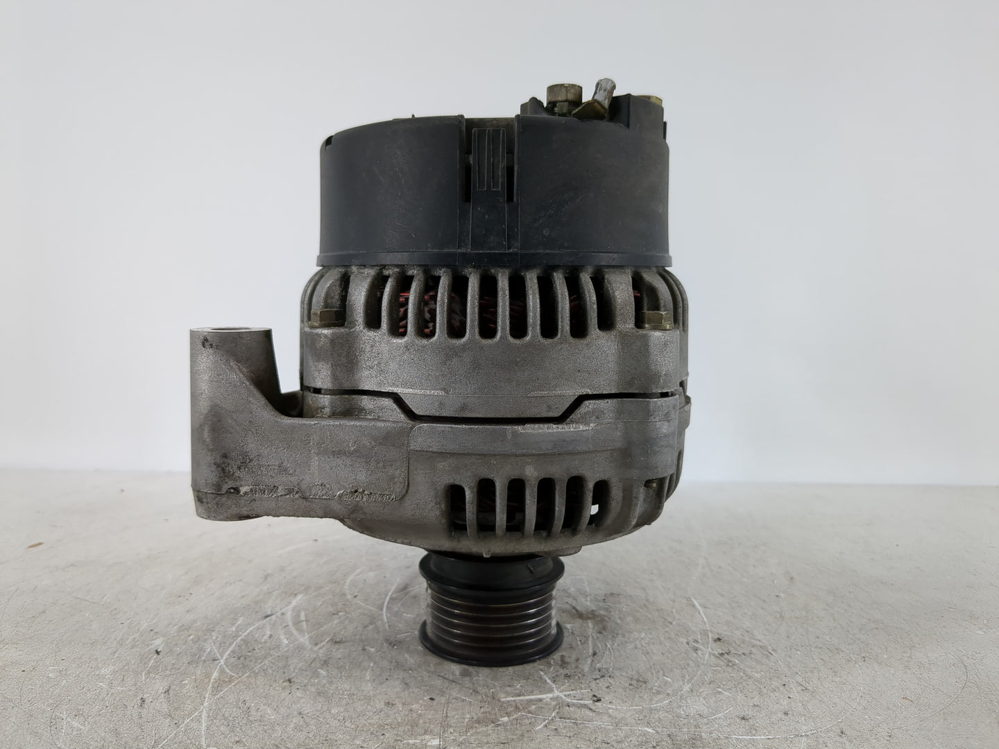 1994-1996 Mercedes-Benz C220 Alternator Replacement Generator Charging Assembly Engine OEM P/N:0 123 335 002 Fits OEM Used A