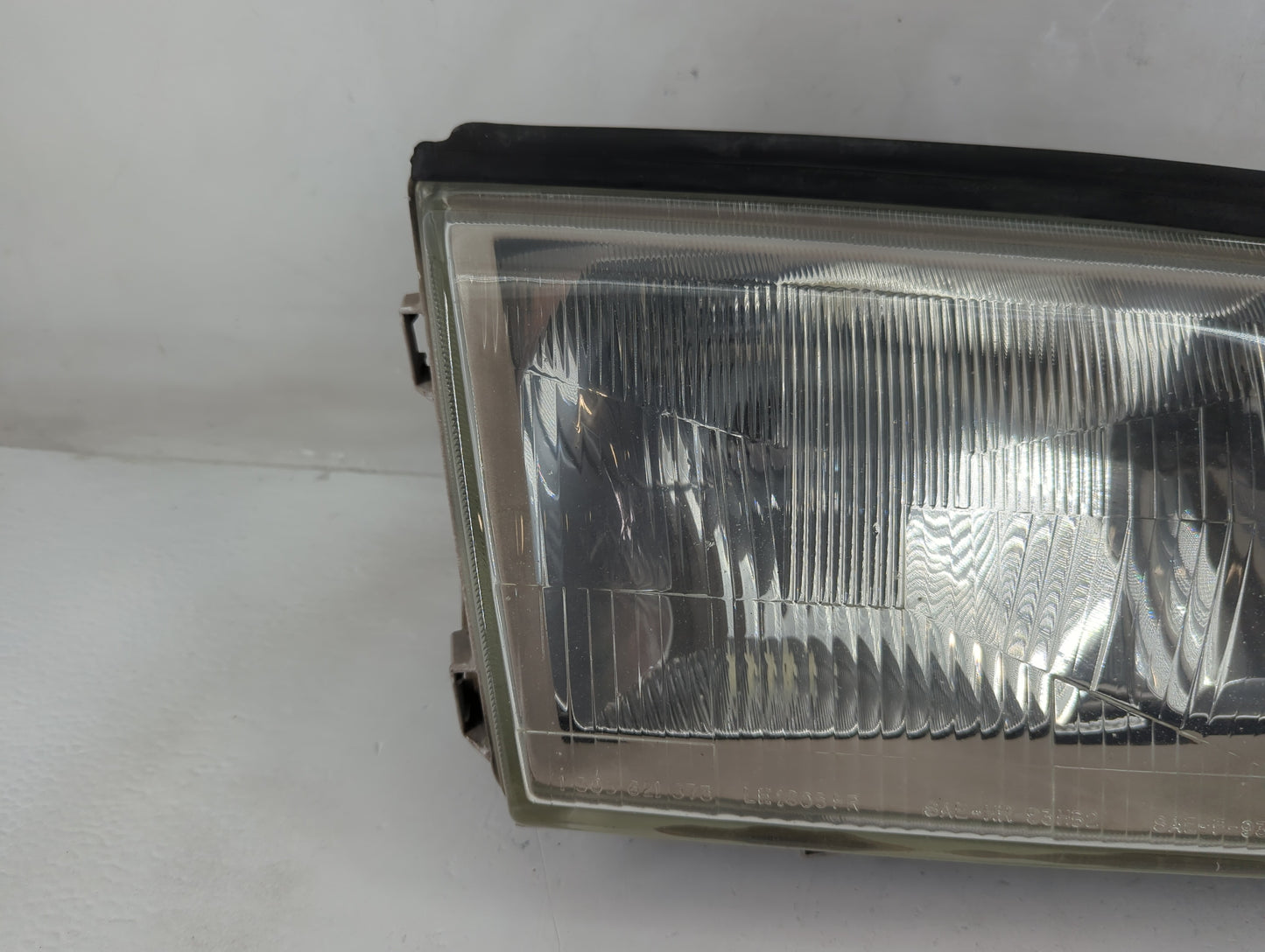 1995 Mercedes-benz C220 Passenger Right Oem Head Light Headlight Lamp - Oemusedautoparts1.com