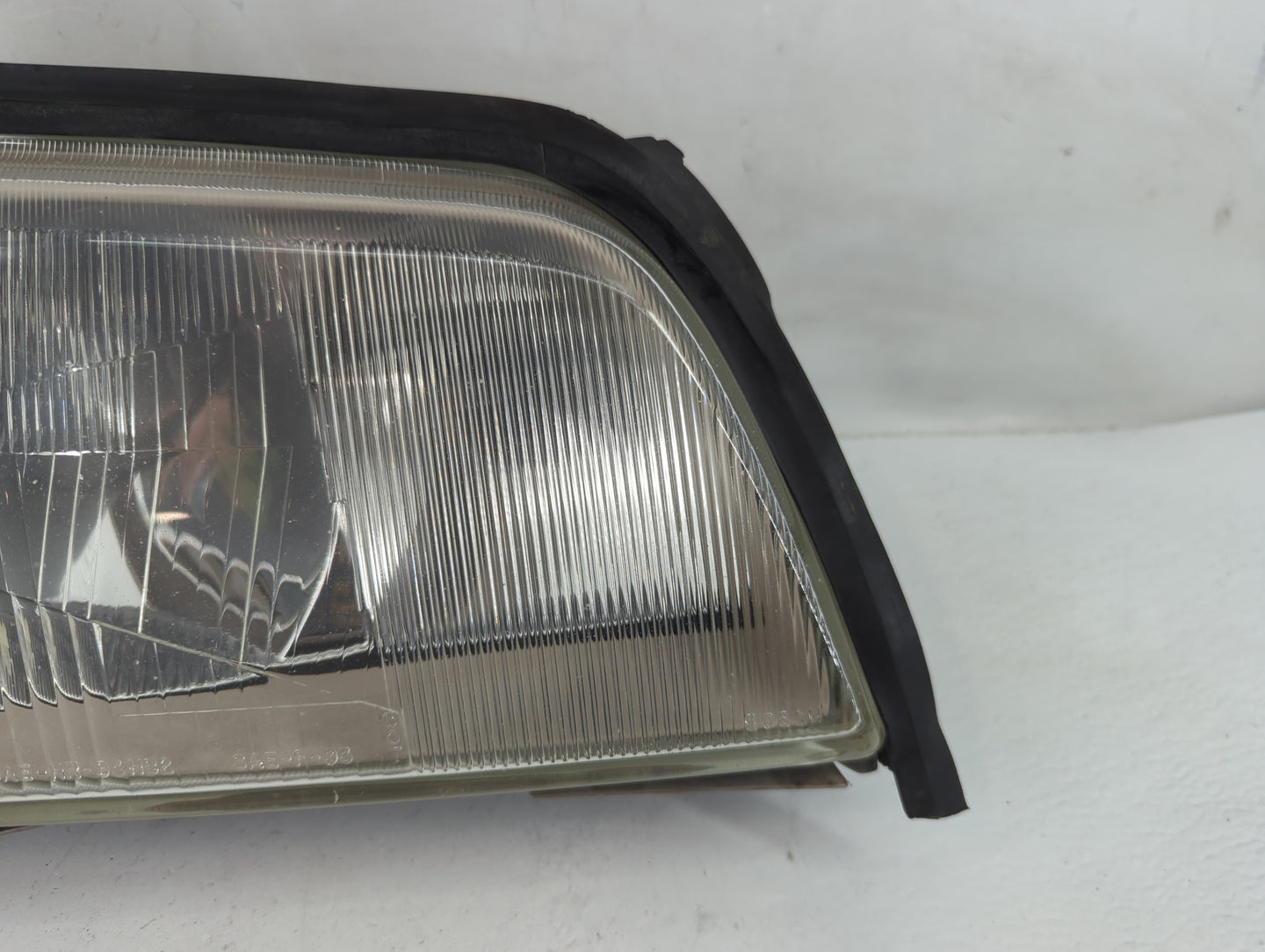 1995 Mercedes-benz C220 Passenger Right Oem Head Light Headlight Lamp - Oemusedautoparts1.com
