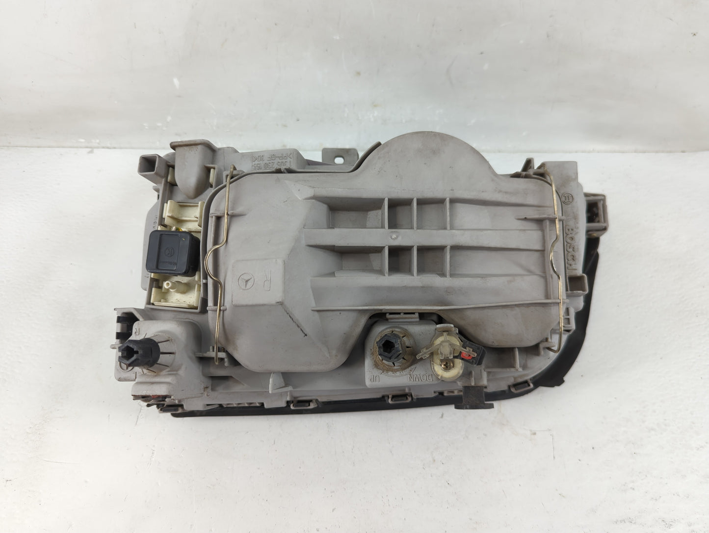 1995 Mercedes-benz C220 Passenger Right Oem Head Light Headlight Lamp - Oemusedautoparts1.com