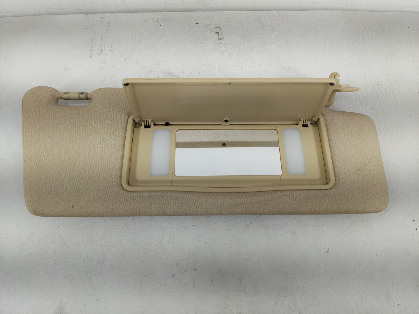 1995 Mercedes-Benz C220 Sun Visor Shade Replacement Passenger Right Mirror Fits OEM Used Auto Parts - Oemusedautoparts1.com