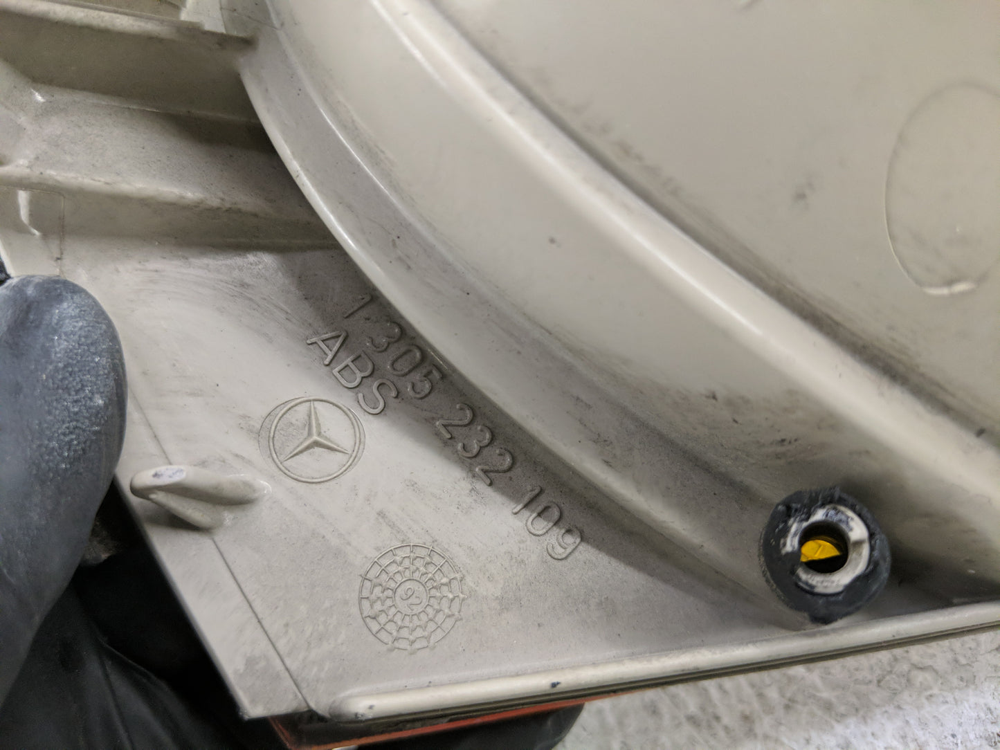 1994-1996 Mercedes-benz C220 Driver Left Oem Head Light Headlight Lamp - Oemusedautoparts1.com