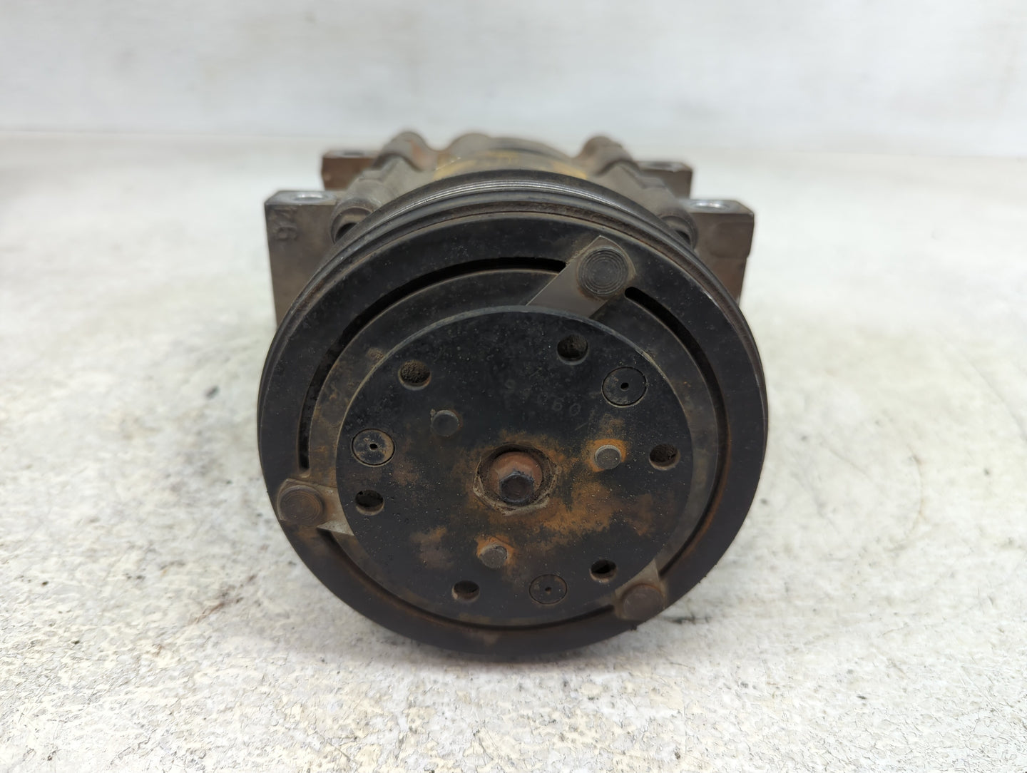 Mercedes-benz E350 Air Conditioning A/c Ac Compressor Oem - Oemusedautoparts1.com