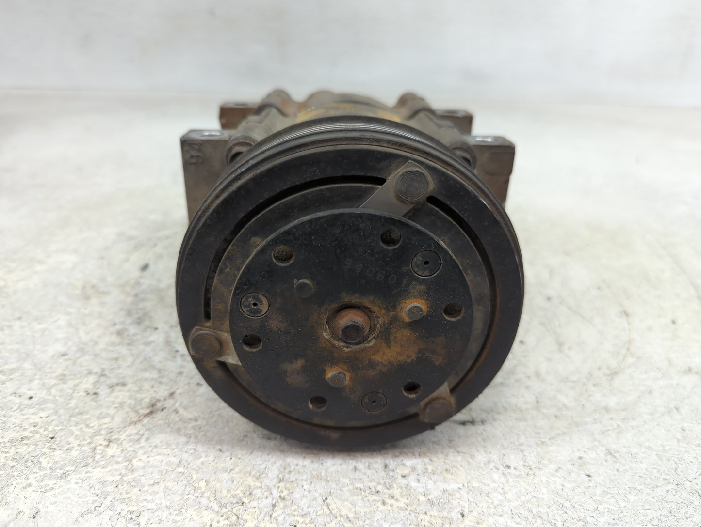 Mercedes-benz E350 Air Conditioning A/c Ac Compressor Oem - Oemusedautoparts1.com