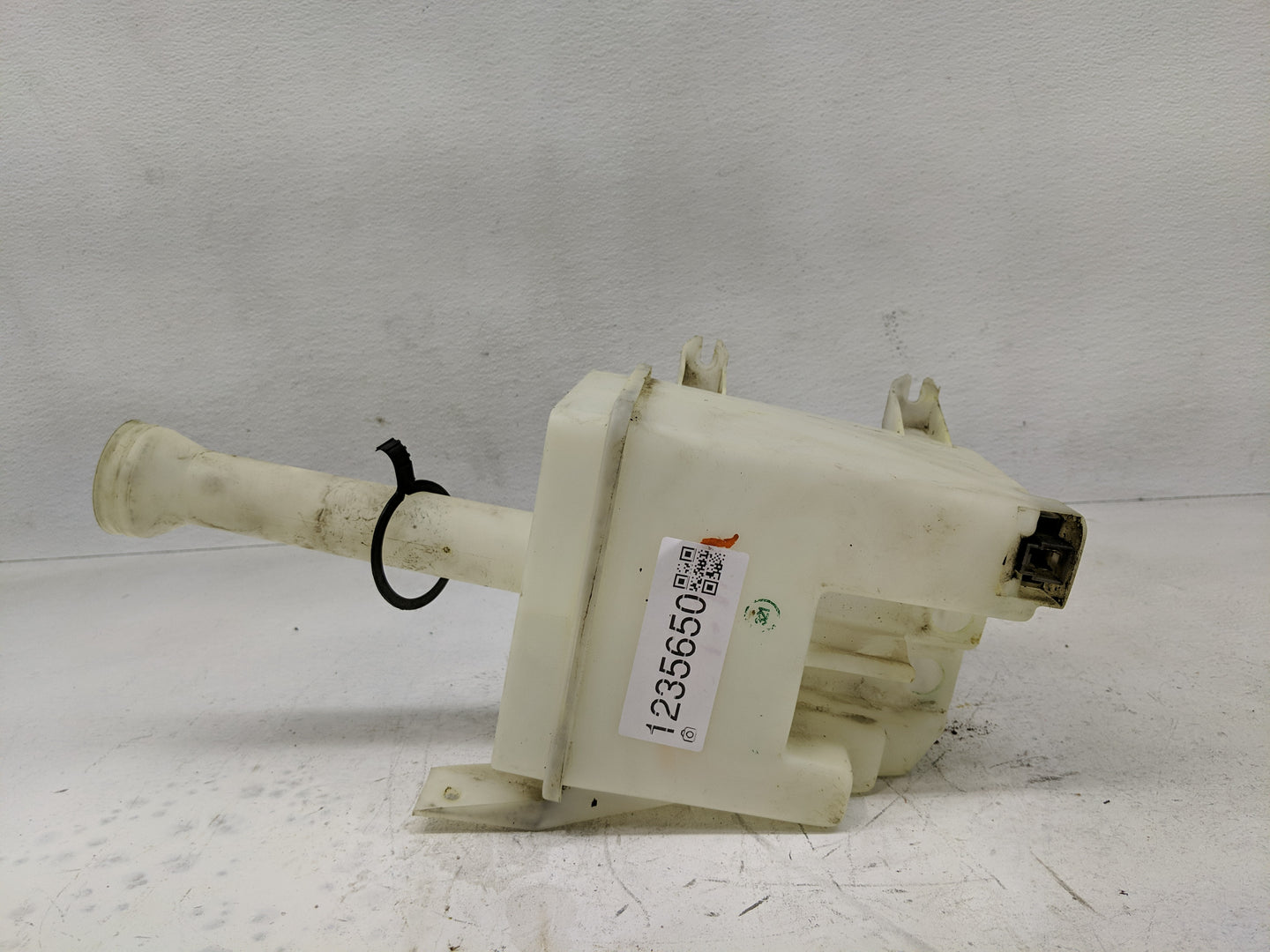 1993-2002 Mercury Villager Windshield Washer Fluid Reservoir Bottle Oem - Oemusedautoparts1.com