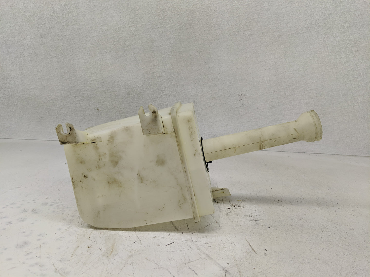 1993-2002 Mercury Villager Windshield Washer Fluid Reservoir Bottle Oem - Oemusedautoparts1.com