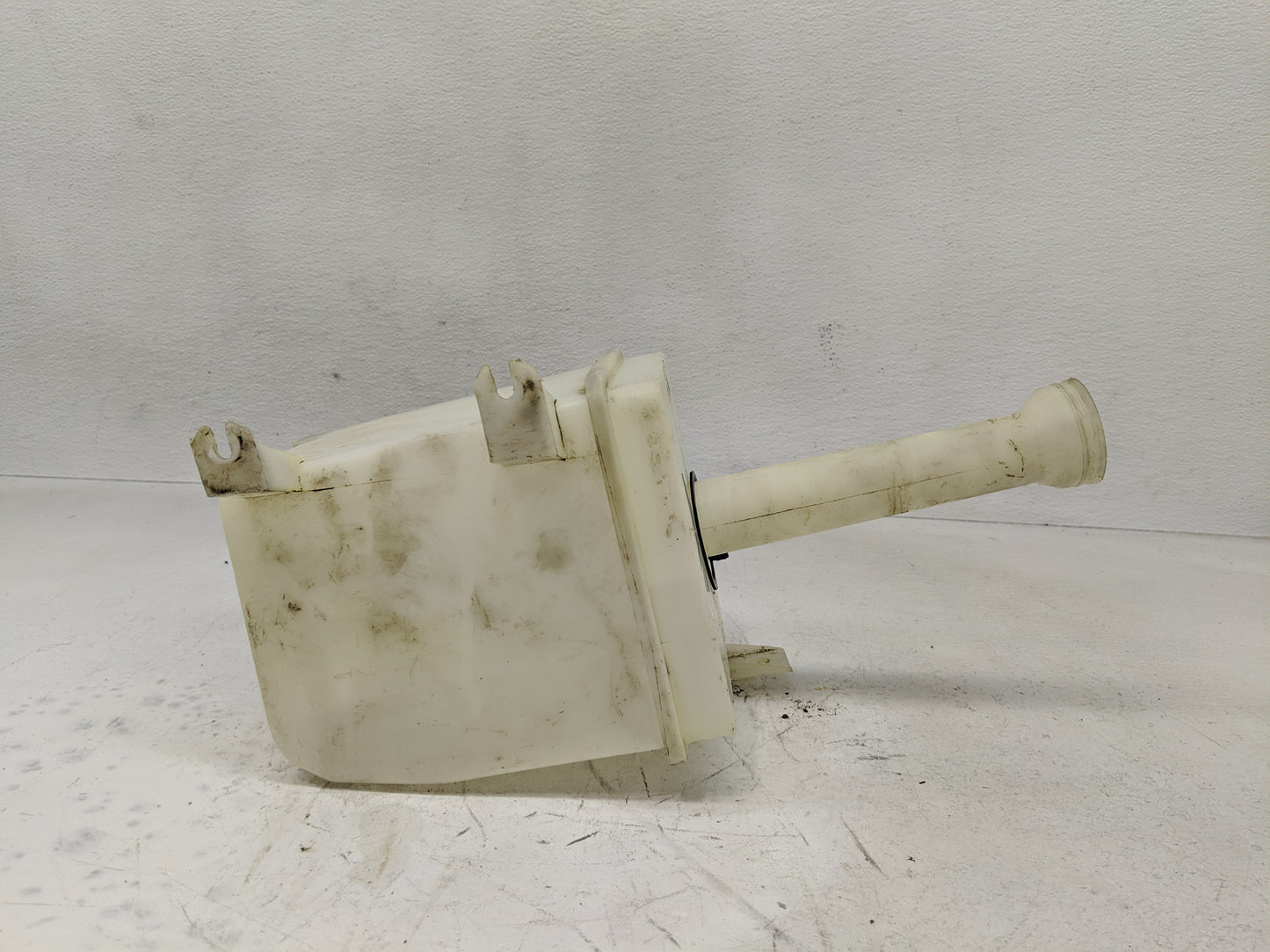1993-2002 Mercury Villager Windshield Washer Fluid Reservoir Bottle Oem - Oemusedautoparts1.com