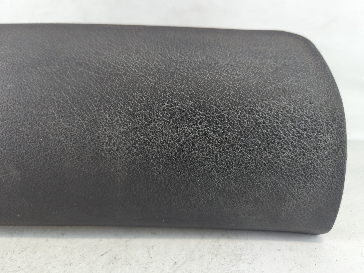 1994-1995 Mitsubishi 3000gt Center Console Armrest Cover Lid P/N:N23 034017073 Fits Fits 1994 1995 OEM Used Auto Parts - Oem