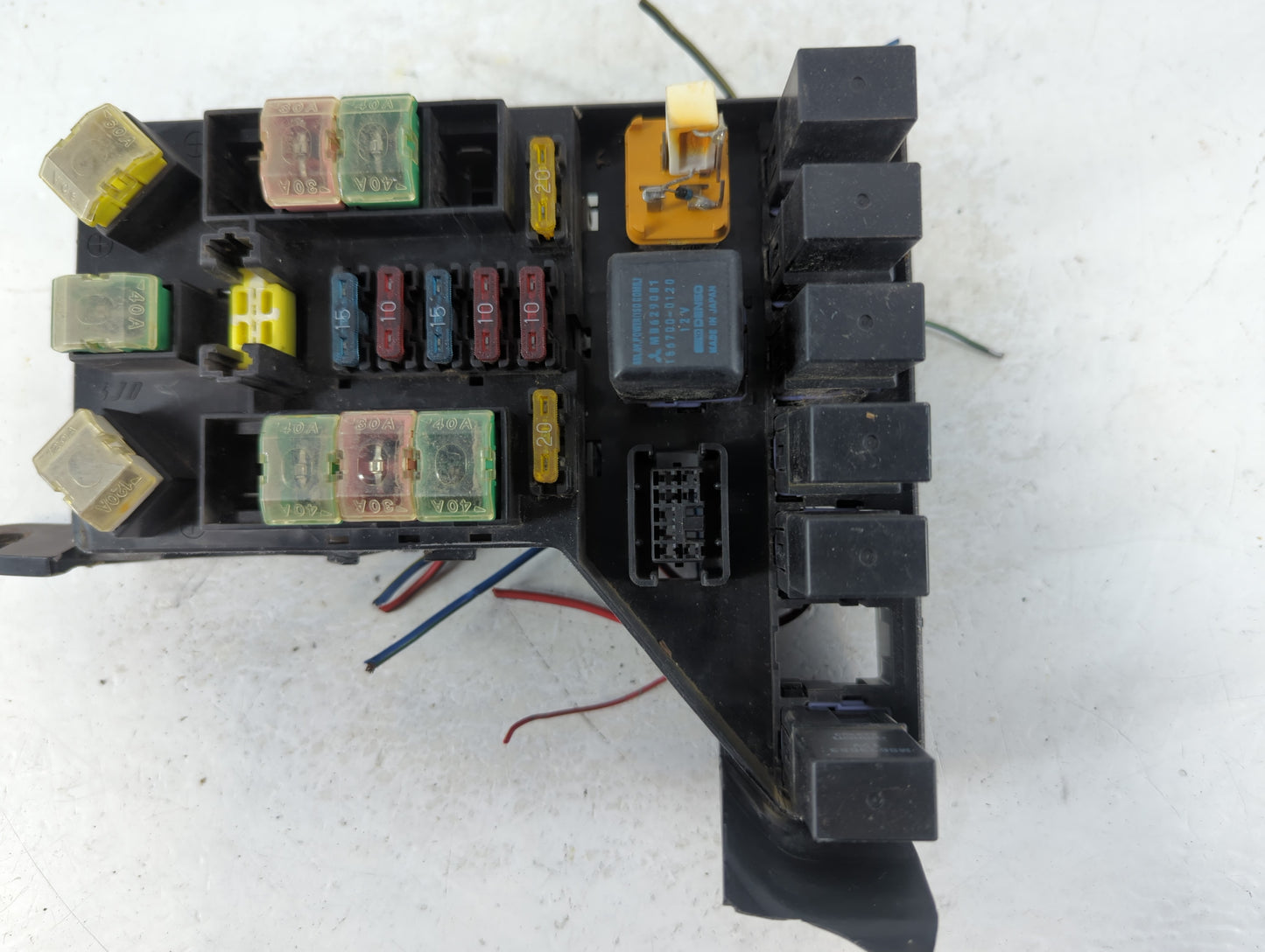 1995 Mitsubishi 3000gt Fusebox Fuse Box Panel Relay Module Fits OEM Used Auto Parts - Oemusedautoparts1.com