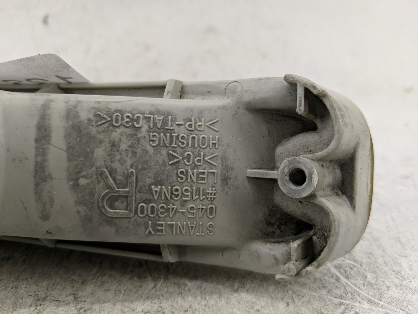 1994-1998 Mitsubishi Galant Passenger Right Oem Front Light Lamp - Oemusedautoparts1.com