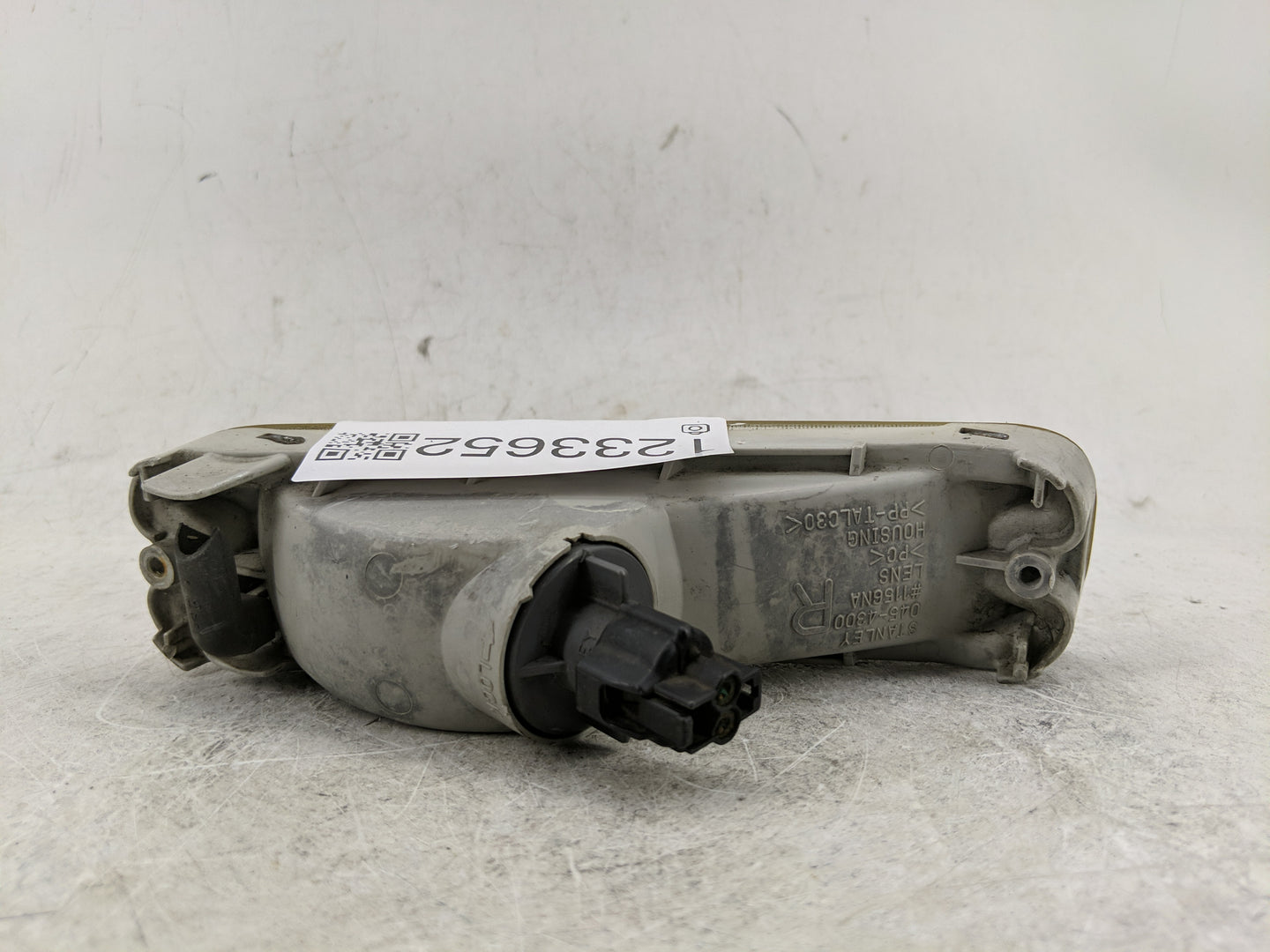 1994-1998 Mitsubishi Galant Passenger Right Oem Front Light Lamp - Oemusedautoparts1.com