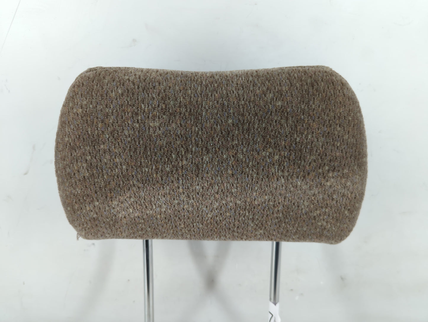 1995 Mitsubishi Montero Headrest Head Rest Front Driver Passenger Seat Fits OEM Used Auto Parts - Oemusedautoparts1.com