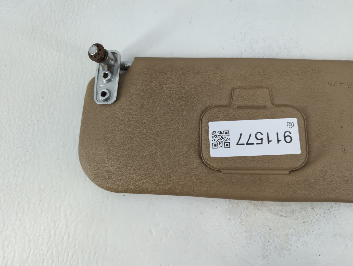 1995 Mitsubishi Montero Sun Visor Shade Replacement Passenger Right Mirror Fits OEM Used Auto Parts - Oemusedautoparts1.com