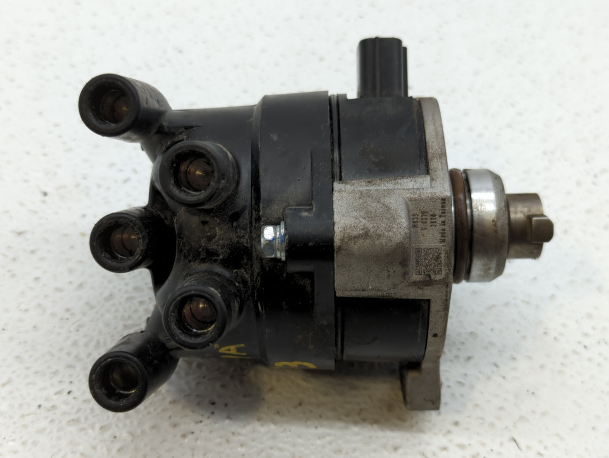 1995 Nissan Altima Engine Ignition Distributor OEM Fits OEM Used Auto Parts - Oemusedautoparts1.com